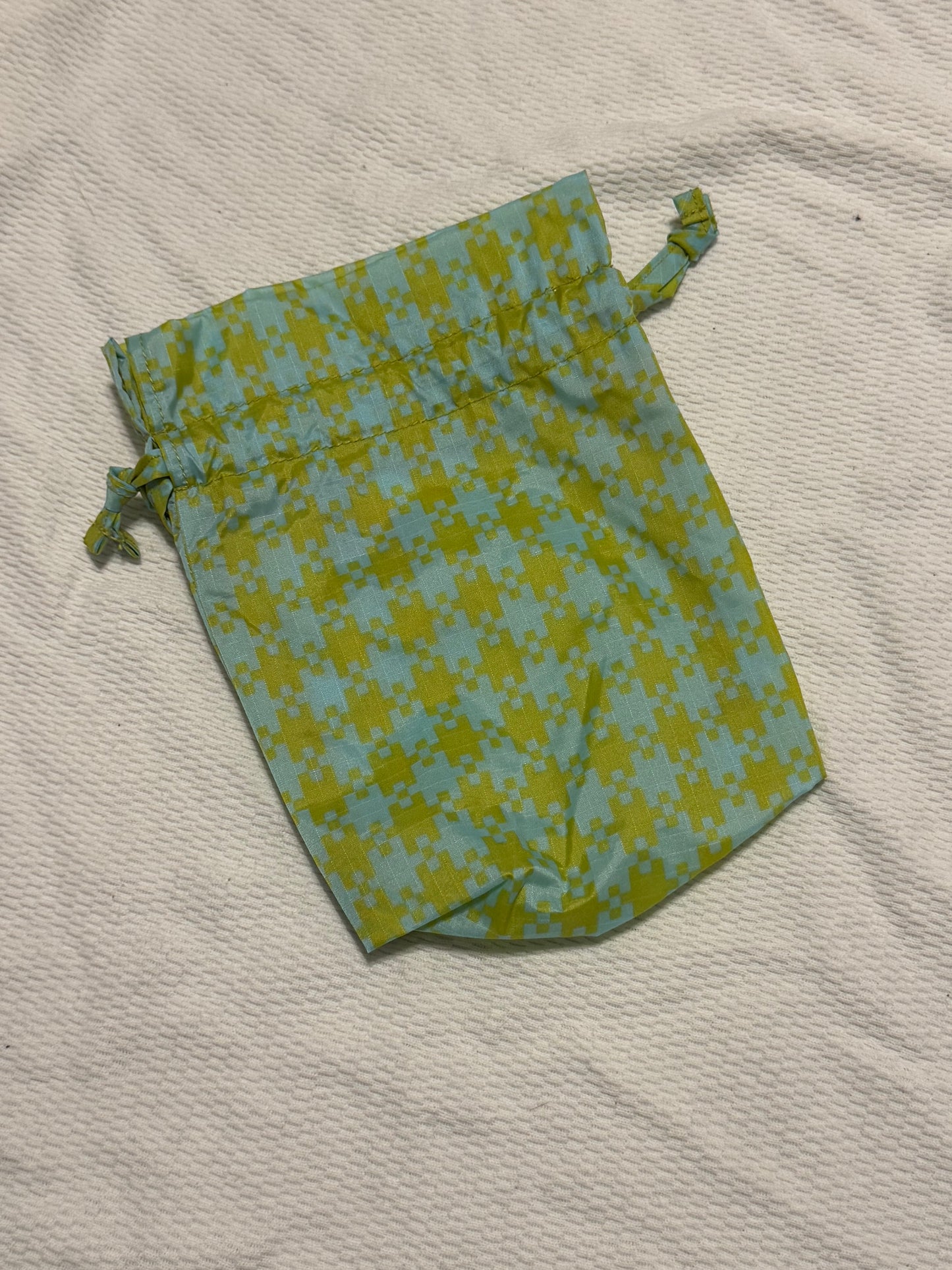 Gingham Pixel Pouch for Standards NWOT
