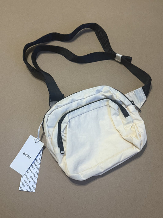 Ivory Fanny Pack NWOT